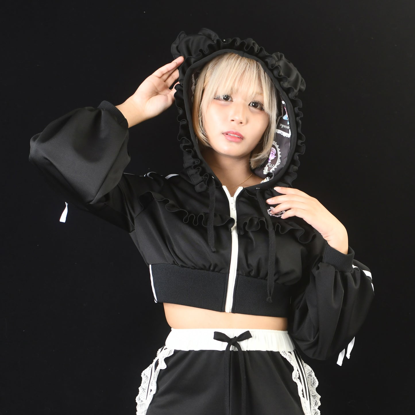 ショート　フーディー（Short Hoodie)-042　予約販売受付中　7月下旬お届け予定
